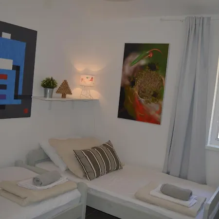 Apartment Summer House Kristof *